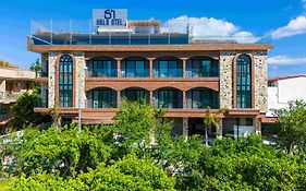 Ma-Si Urla Hotel